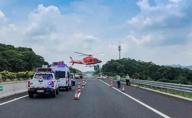 昔阳高速公路汽车救援案例